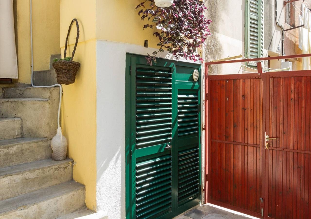 Guest House Varos Split Exterior photo