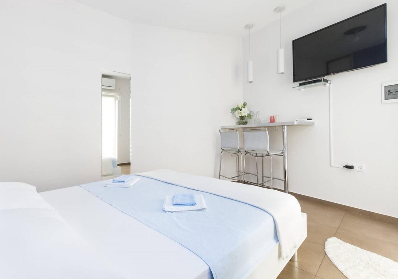 Guest House Varos Split Exterior photo